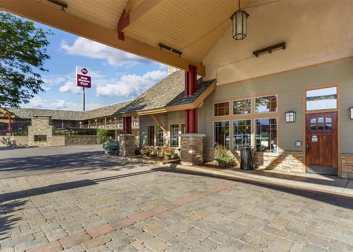 Best Western Plus High Country Inn