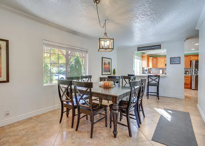 2 Mi To Dtwn Ogden: All-Season Home Near Skiing